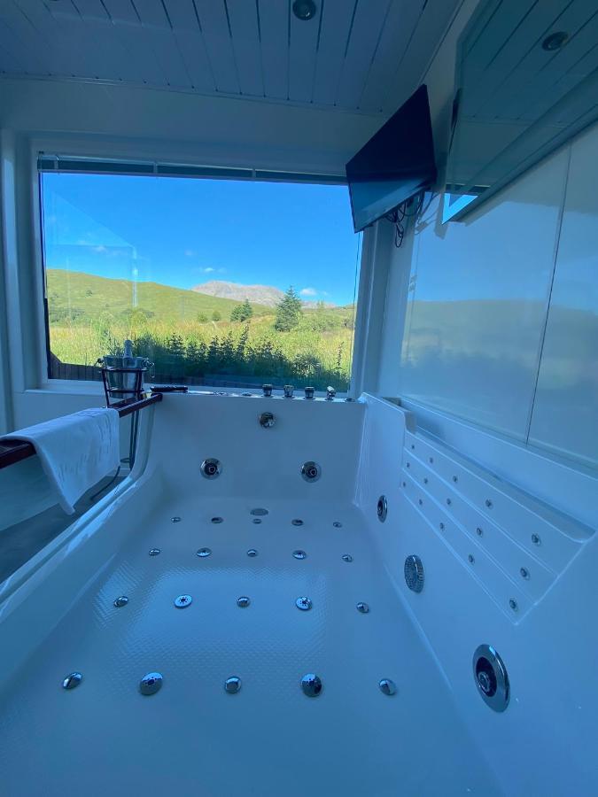 Highland Stays - Ben View Studio Pod & Jacuzzi Bath ฟอร์ตวิลเลียม ภายนอก รูปภาพ